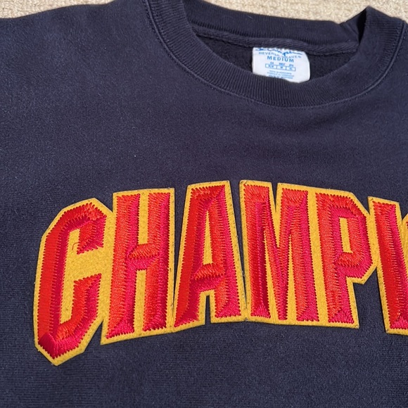 Champion sweatshirt M - Picture 2 of 5